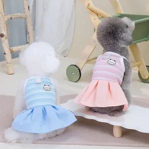 Imbracatura a vestito a righe per animali con ricamo gatto e anello a D per cani e gatti
