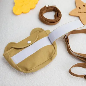 Harnais mignon pour animaux en toile jaune moutarde avec oreilles d'ours et laisse assortie