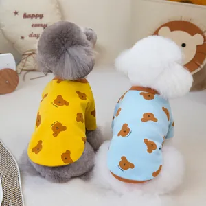 Simpatiche magliette per animali con stampa orso e testo Love Bear su maglia gialla e blu