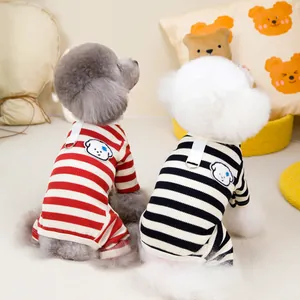 Gestreifter Haustier-Jumpsuit mit Bärenstickerei und D-Ring für Hunde und Katzen