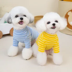 Jeréis de rayas con cuello alto en azul y amarillo para perros y gatos