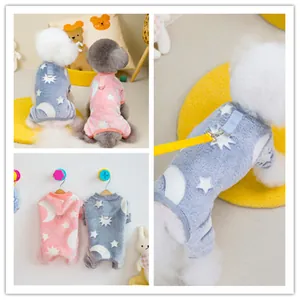 Leuchtender Schlafanzug Für Haustiere Aus Weichem Korallenfleece Stern-Mond-Muster Hunde-Jumpsuit Warme Winternachtwäsche Für Hunde Katzen