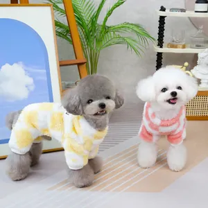 Morbido maglione a scacchi rosa e giallo per cani di piccola taglia per l'inverno