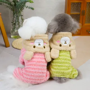 Combinaison chaude à rayures pour animaux avec capuche d'ours pour chats et petits chiens