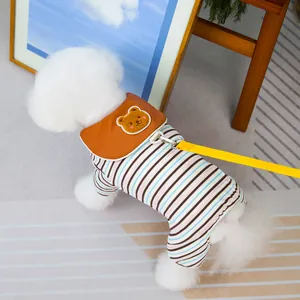 Combinaison rayée pour animal avec broderie ours et laisse jaune assortie