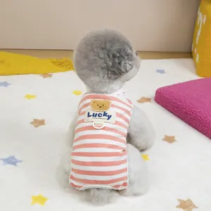 Gilet per animali a righe rosa e bianche con ricamo a orsetto e anello a D per guinzaglio