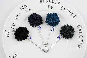 Épingles de revers en laine pour vêtements de cérémonie bébé en quatre coloris élégants