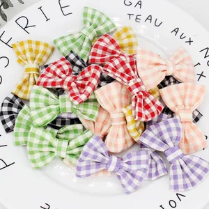 Fiocchi in tessuto a quadretti fatti a mano per forcine bimbi in colori assortiti