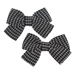 Coppia di fermagli per capelli a fiocco in tweed bianco e nero per accessori fai da te