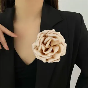 Elegant 3D Satin Fabric Rose Brooch For Women Handmade Floral Pin For Suit Dress Wedding Party Apparel Decorative Jewelry