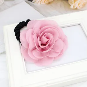 Elastico per Capelli in Chiffon con Fiore Rosa Elegante Scrunchie Floreale Fatto a Mano Fascia Elastica per Capelli Donna