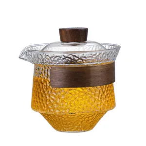 Japanese style hammer textured heat resistant glass tea gaiwan with walnut handle and lid
