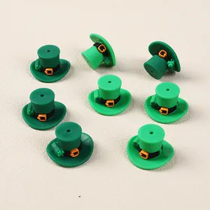 Acht grüne St. Patrick's Day Leprechaun-Hut Silikonperlen mit Kleeblatt-Verzierung
