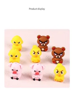Dettaglio di perline in silicone 3D a forma di animali con espressioni buffe