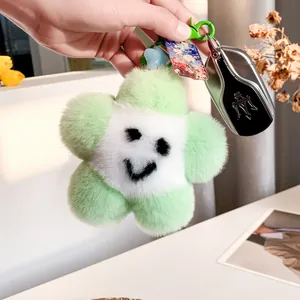 Simpatico Portachiavi a Forma di Girasole in Pelliccia di Coniglio Con Faccina Sorridente Morbido Ciondolo a Fiore per Borse Donna Bambini Decorazione Auto