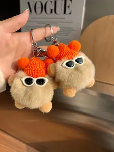 Détails de breloques en peluche avec bonnets orange et lunettes de soleil tendance