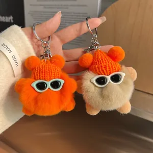 Porte-clés mignon en fausse fourrure avec bonnet orange et lunettes de soleil