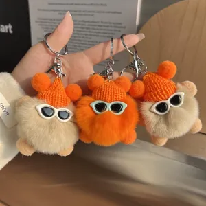 Lot de trois breloques de sac mignonnes en peluche avec bonnets et lunettes de soleil