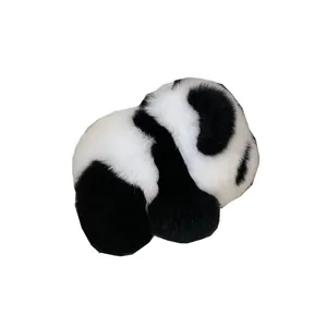 Ciondolo portachiavi a forma di panda in morbida finta pelliccia di coniglio