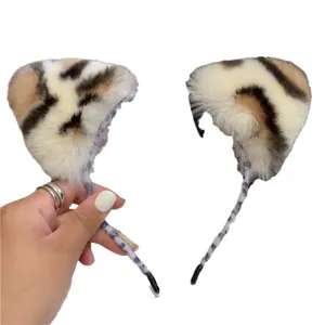 Schattige pluche kattenoren hoofdband van imitatiebont met realistisch luipaardpatroon