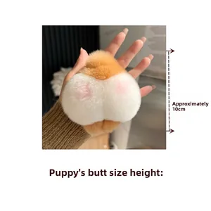 Dettaglio del ciondolo a forma di sedere di corgi in peluche da 10cm, soffice