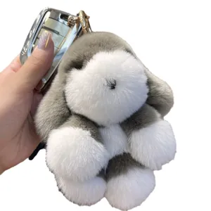 Porte-clés lapin en peluche gris et blanc avec anneau doré pour clés ou sacs