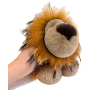 Porte-clés lion en vraie fourrure de lapin rex avec crinière moelleuse et texture douce