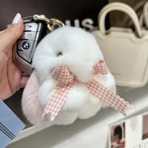 Süßer Plüsch Hase Schlüsselanhänger Für Damen Weicher Kunstfell Kaninchen Puppe Taschenanhänger Pompon Schlüsselring Mit Karierter Schleife