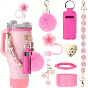 Trinkbecher Zubehör Set Mit Strohhalmabdeckung Pelzball Schlüsselanhänger Geflochtener Griff Lippenstifthalter Silikonhülle Herz Haken Blume Deko