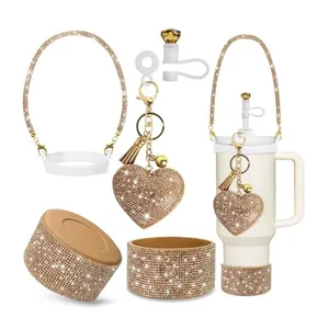 Set accessori in strass oro rosa per tazze da 30/40oz con ciondolo a cuore e base