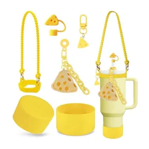 Set accessori giallo tema formaggio per bicchieri 30 e 40 oz con base in silicone