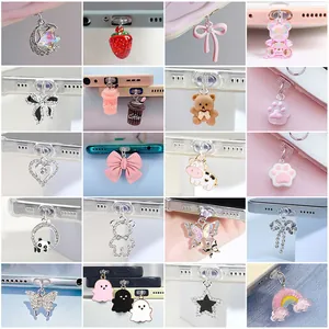 Bouchon Anti-Poussière Universel Pour Port De Charge Téléphone Alliage Zinc Strass Papillon Ours Étoile Pendentif iPhone USB-C