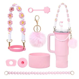 Ensemble d'Accessoires de Gobelet Isolé en Acier Inoxydable Avec Cordon de Fleurs Tissé Porte-clés Boule en Peluche Couvercle de Paille en Silicone pour Voyage en Extérieur