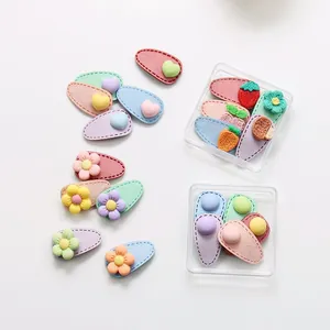 Barrettes à cheveux BB couleur macaron avec breloques en résine dans une boîte de rangement