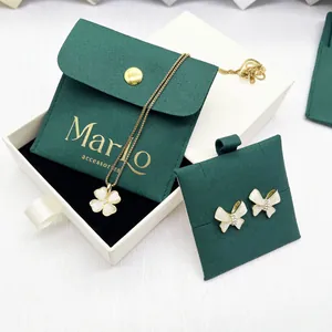 Microfiber jewelry set packaging with dark green velvet pouch and gift box setup