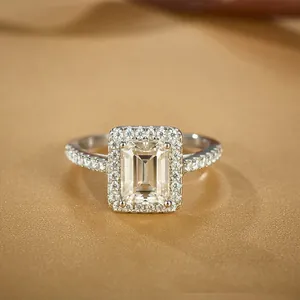 Luxurious S925 sterling silver emerald cut moissanite halo ring for engagement