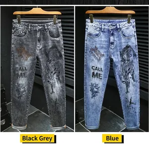 Men's Streetwear Slim Fit Cotton Denim Jeans Dragon Print Letter Embroidery Retro Washed Tapered Long Pants For Men