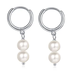 Élégantes boucles d'oreilles créoles en argent 925 avec doubles perles blanches pendantes