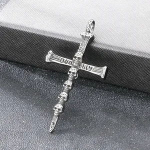 Collar con Colgante de Silbato de Cruz y Calavera de Acero Inoxidable Gótico Punk Joyería Vintage para Hombre Antiestrés