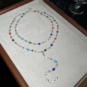 Collier en Y avec perles de cristal colorées et cœurs pour femmes, ras du cou doux et unique