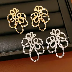 18K Gold Plated Hollow Flower Stud Earrings For Women Copper Zirconia Earrings With Silver Earring Post Elegant Luxurious Jewelry