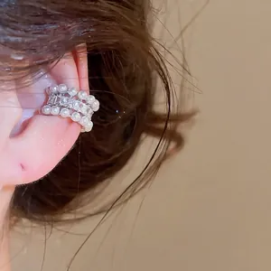 Luxury Copper Zirconia Artificial Pearl Ear Cuff For Women Non Piercing Earring Sophisticated Geometric Silver Color Ear Clip Jewelry