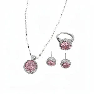 Parure de bijoux élégante avec pierres roses, collier, bague et boucles d'oreilles