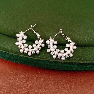 Luxury Geometric Round Artificial Pearl Zirconia Stud Earrings For Women Copper Silver Earring Post Fashion Jewelry For Daily Banquet