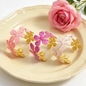 Bracciale Rigido Aperto con Fiori in Smalto e Acciaio Inossidabile Romantico Vintage Regolabile Placcato Oro per Donna