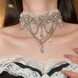 Close-up of French retro lace choker featuring crystal flowers and teardrop pendants.