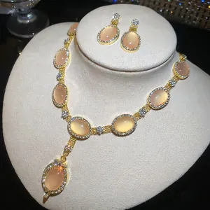 Parure de Bijoux en Alliage avec Pierre Œil de Chat et Strass Style Palais Vintage Or Rose Collier Boucles d'Oreilles pour Femmes Fête