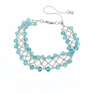 Elegante bracciale a rete traforata argento con perline di vetro blu chiaro luccicanti da donna