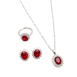 Parure de bijoux 3 pièces argentée avec pierres précieuses rouges ovales et zircons