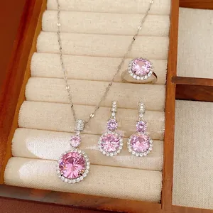Parure de Bijoux en Cuivre et Zirconia pour Femmes Rond Rose Jaune Collier Pendentif Boucles d'Oreilles Bague Style Palais Accessoires Rétro